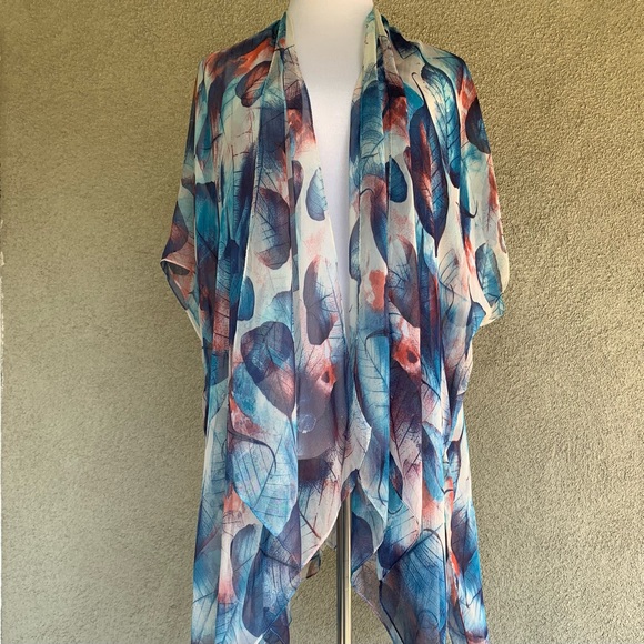 🔥5/$20🔥 Chiffon Duster Leaf Print - Picture 8 of 12